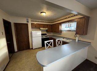 105 SE 13th St, Aledo, IL 61231