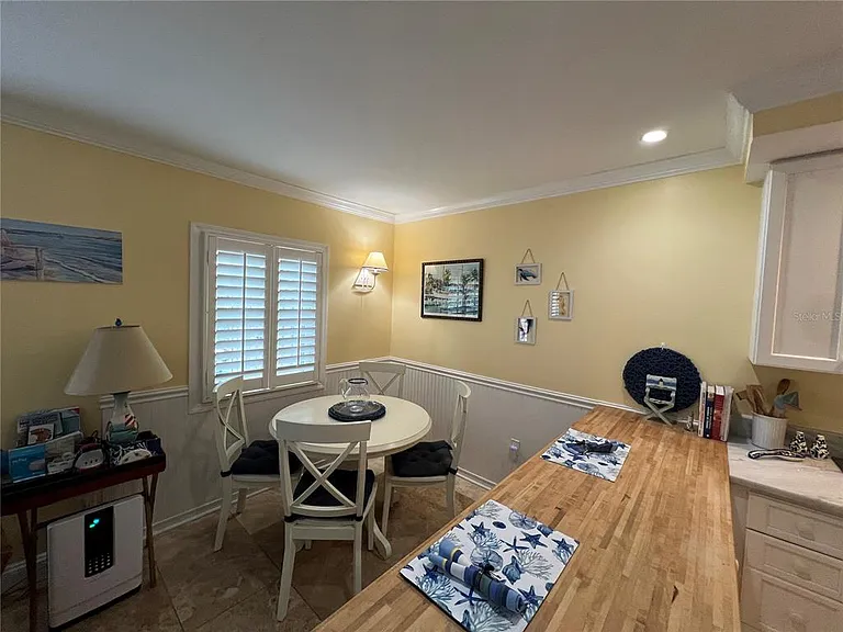 5164 Beach Dr SE #B — Photo 6
