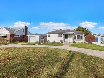 7271 Dale St, Center Line, MI, 48015