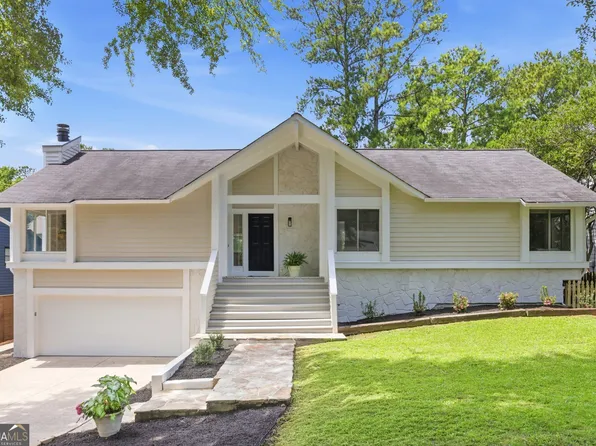 3313 Clubland Dr, Marietta, GA 30068