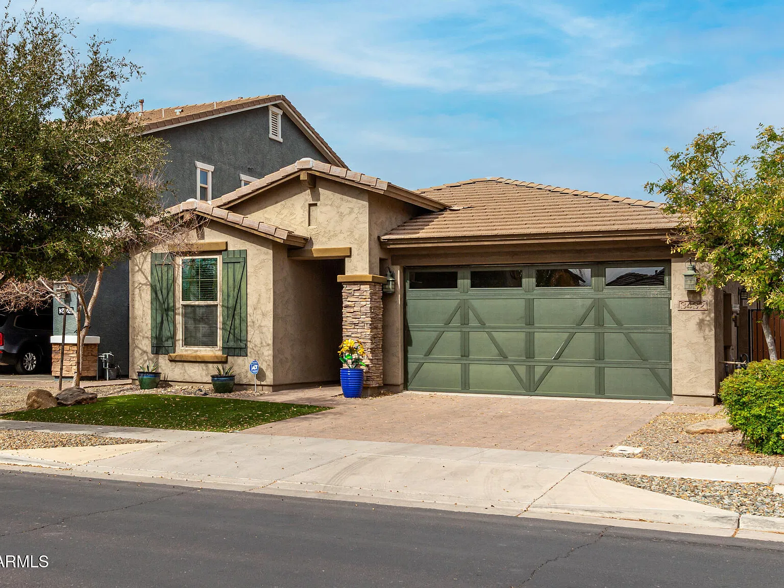 3 bed, 3.0 bath, 1910 sqft, $2,500 — Photo 4