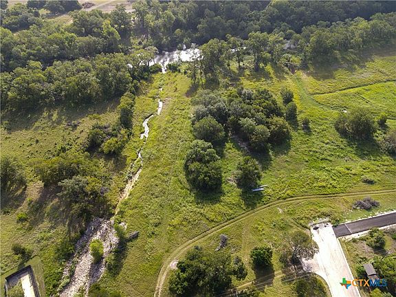 4th image of Estate Dr