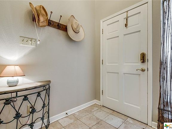 2nd image of 116 Campbell Dr #4