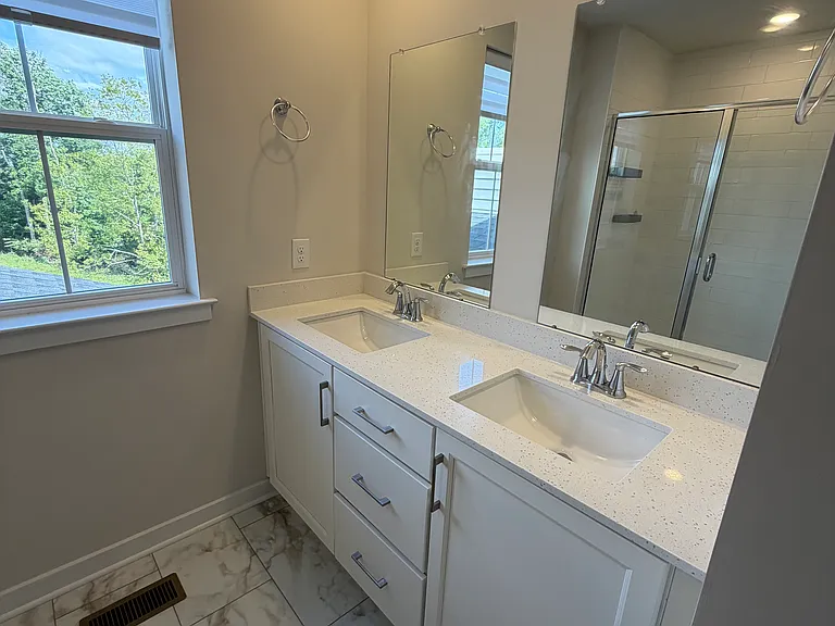 739 Hunsberger Rd — Photo 16