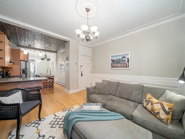 1009 Willow Avenue image 1 of 11