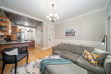 1009 Willow Avenue, #3R