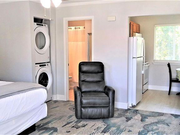 3rd image of 1664 Beach Blvd #51