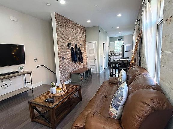 4th image of 1775 Frankford Ave APT 7