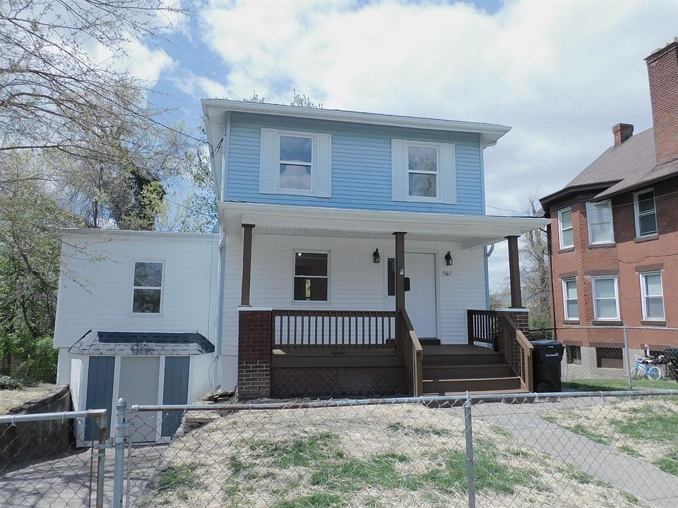 1st image of 967 Woodlawn Ave