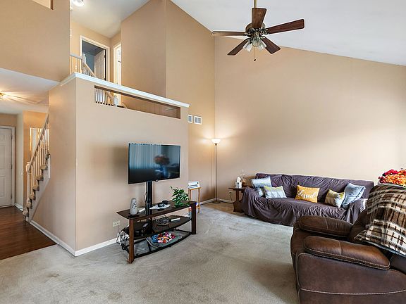 4th image of 1493 Exeter Ln