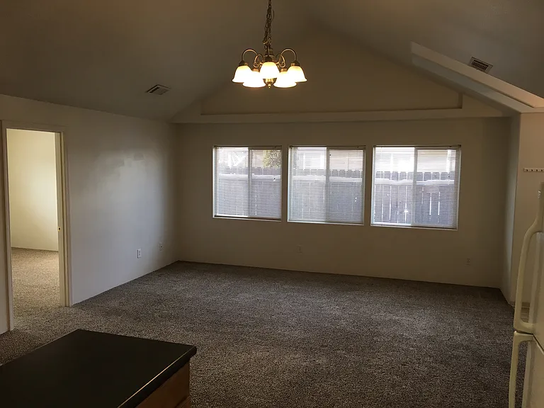 1754 Sun Glo Dr — Photo 4