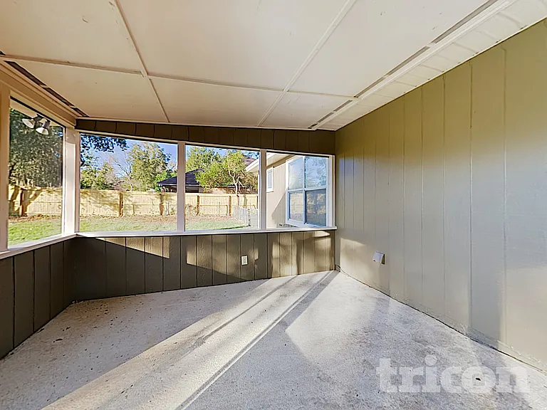 3224 Bliss Rd — Photo 15