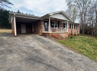 112 Arrowood Cir, Seneca, SC 29672