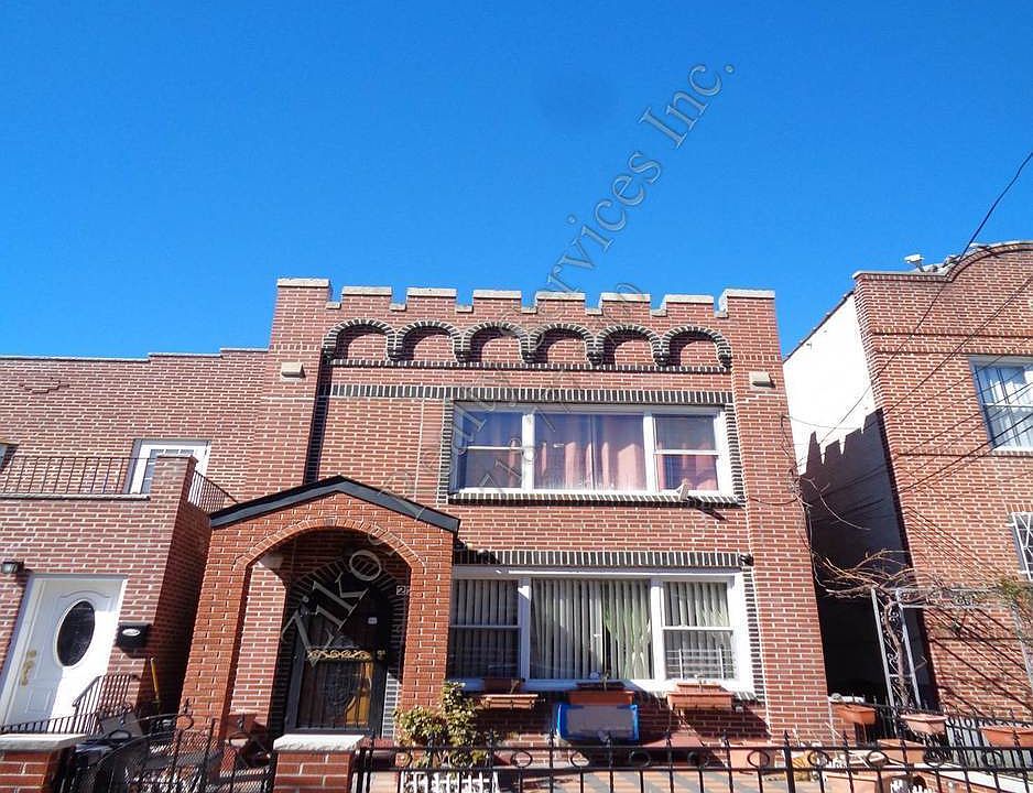 1st image of 2262 24th St