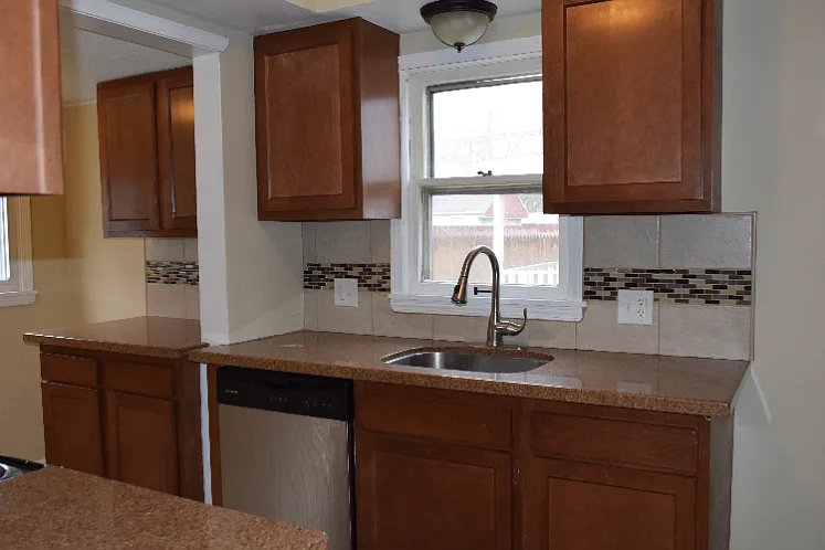 4070 Wyncote Rd — Photo 5