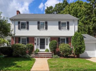 7 Ferncroft Rd, West Roxbury, MA 02132