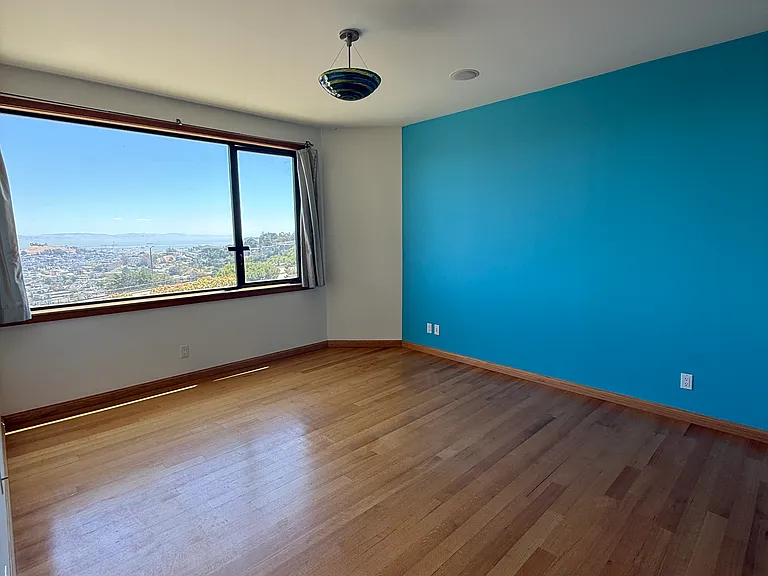 980 Corbett Ave — Photo 8