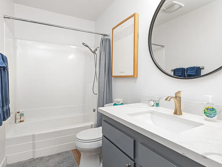 2514 Clairemont Dr #205 — Photo 10