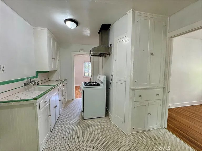 1712 Gillette Cres #A — Photo 5