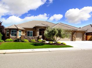2631 Muncie Ave, Clovis, CA
