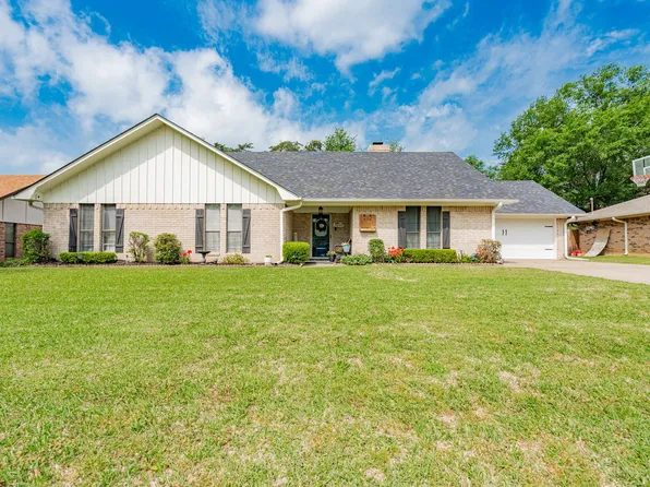 232 W Oaks Cir, Sulphur Springs, TX 75482