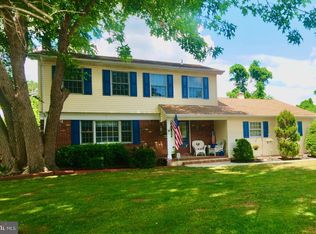 33 Lucas Ct, Bordentown, NJ 08505