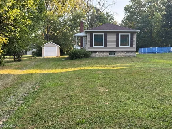 178 Mathews Rd, Youngstown, OH 44512