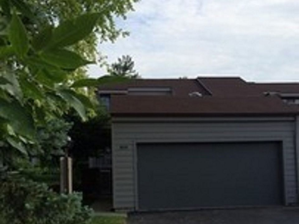 1st image of 834 La Pointe Dr
