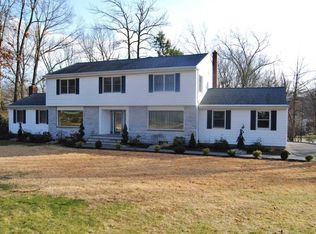 51 Calvert Ave W, Edison, NJ 08820