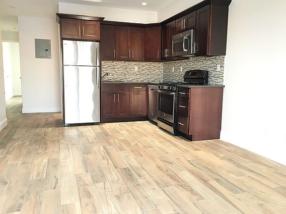 5th image of 37-10 31st Ave #5R