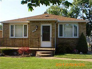 1st image of 466 Cherokee Dr