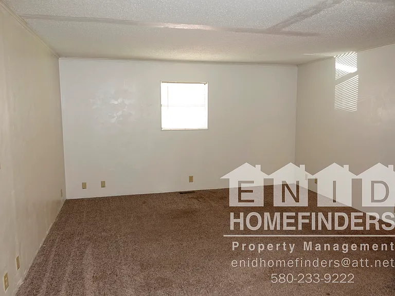 1006 E Park St — Photo 8