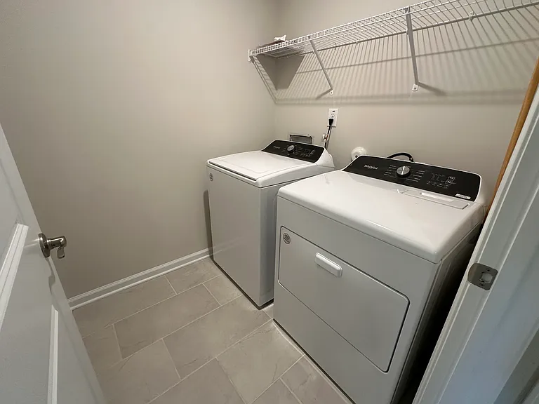 919 Field Ivy Dr — Photo 22