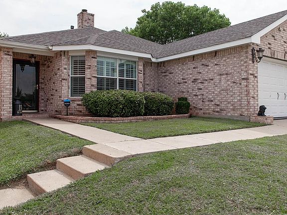 4th image of 9709 Westmere Ln