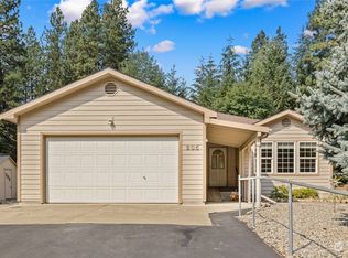 805 Roslyn Pl, Cle Elum, WA