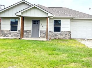 390 Bower Dr, Bridge City, TX 77611
