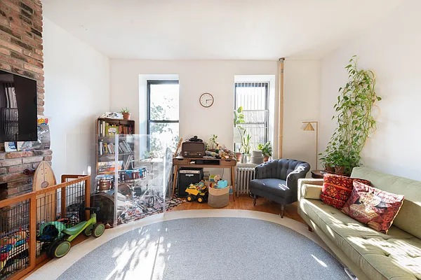 Rented by Corcoran | media 2