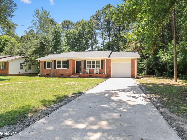 500 Lakewood Drive, Jacksonville, NC 28546