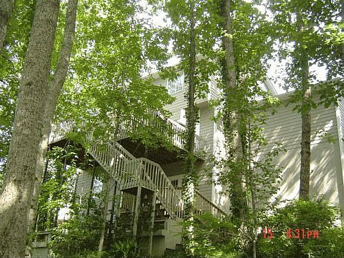 Large Fenced Yard with back gate to Community Pool