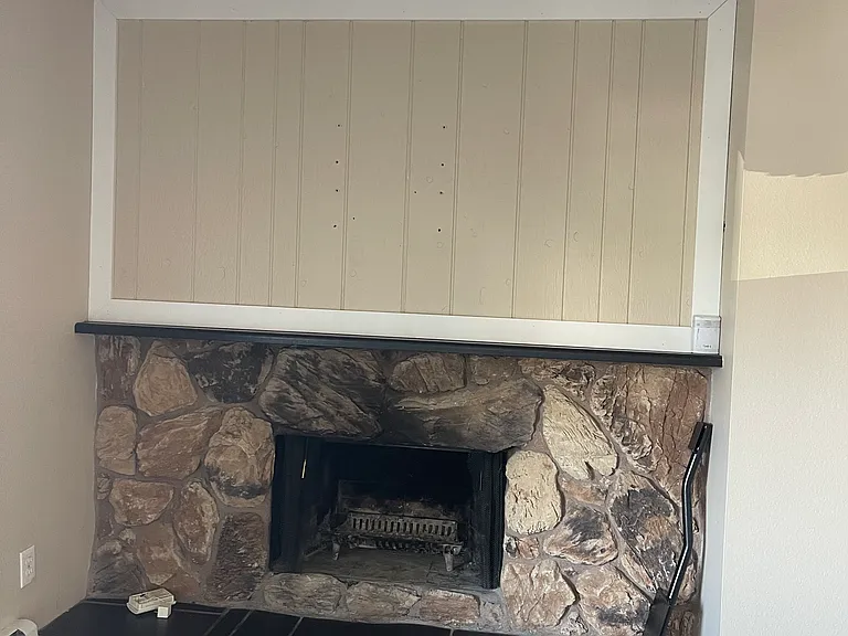 7048 Weimer Rd #6 — Photo 2