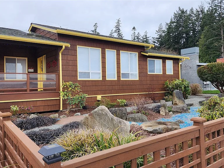 825 Brokaw Rd — Photo 3