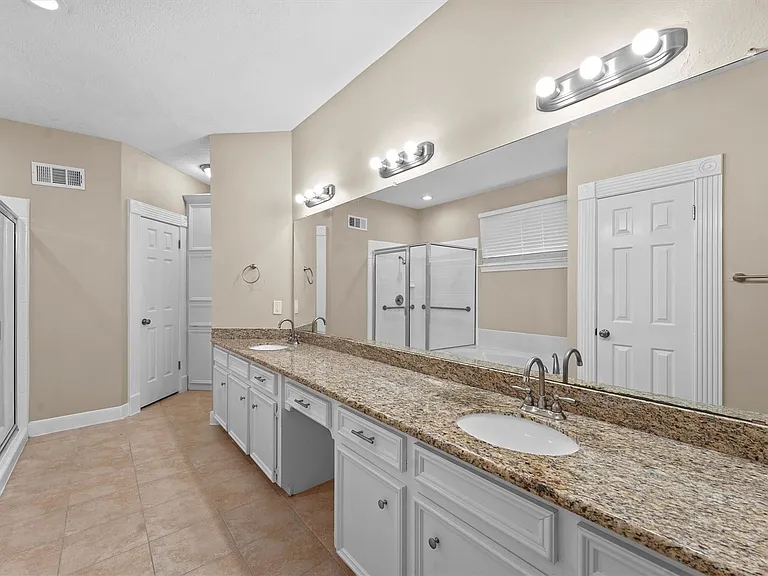 17206 Chagall Ln — Photo 8