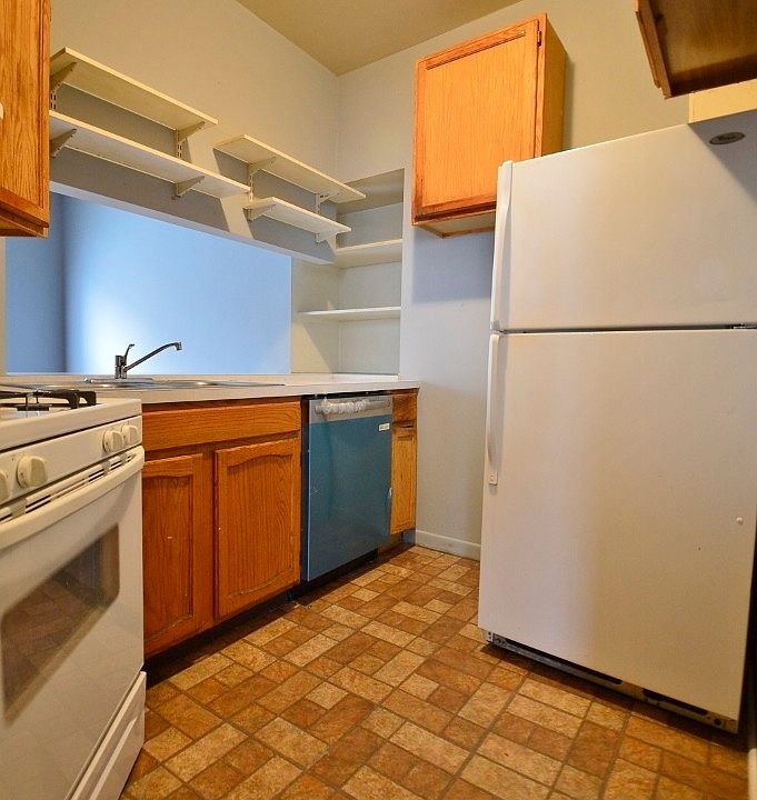 1st image of 1734 W North Avenue # Fl 2nd