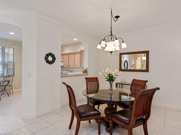 3rd image of 25180 Goldcrest Dr APT 1012
