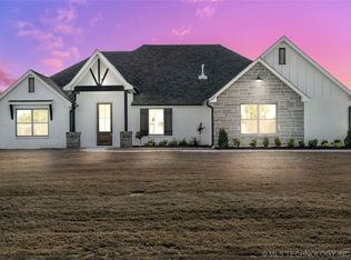 24505 S Eliza Dr, Claremore, OK 74019