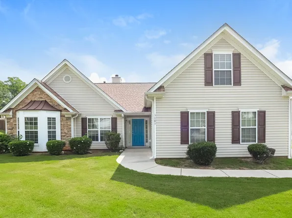 1101 Marsh Ct, Hampton, GA 30228