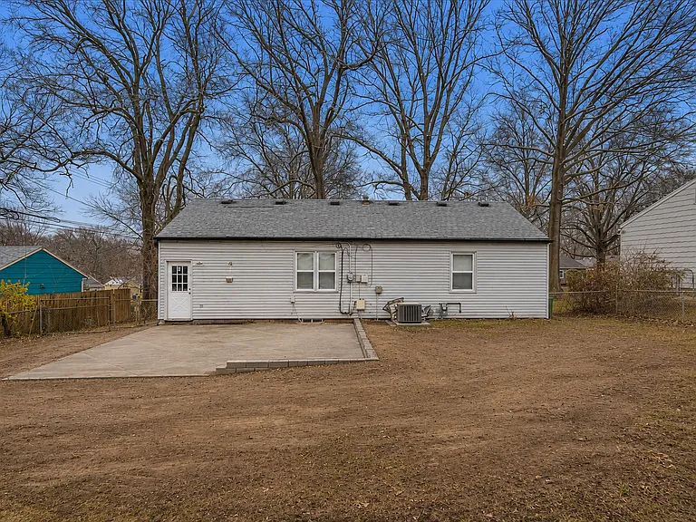 5332 Cedar St — Photo 19