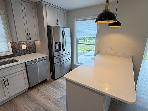 5th image of 2104 Cottage Hill Cir