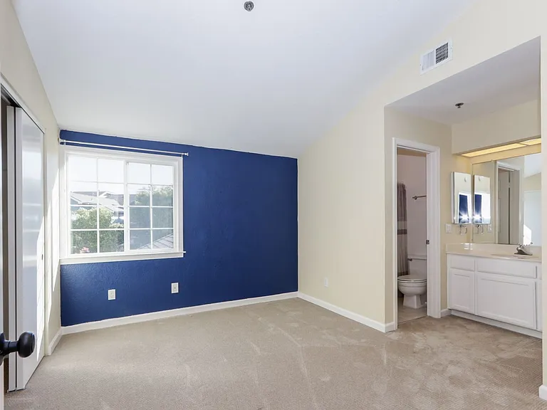 216 Greenview Dr — Photo 25