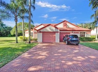 7592 Lexington Club Blvd APT A, Delray Beach, FL 33446